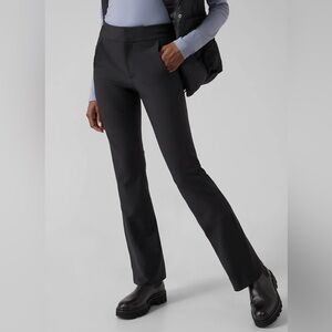 Athleta Stellar Flare Trouser Black Size 10

Excellent used condition